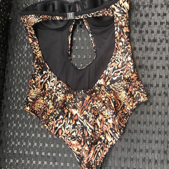 Insight bathing suit - Picture 3 of 5